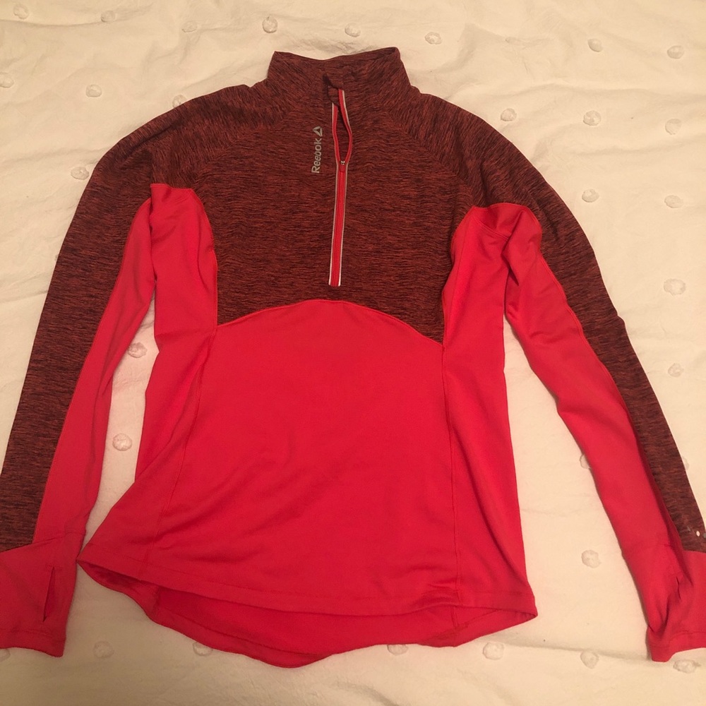 Athletic quarter zip